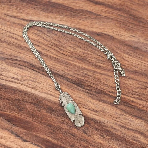 Turquoise Stone Feather Bohemian Silver Plated Necklace - Picture 2 of 2